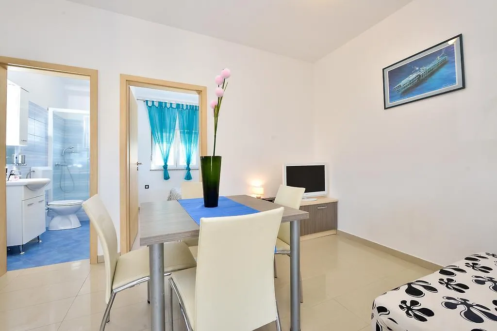 Apartments Nika & Karla Bibinje