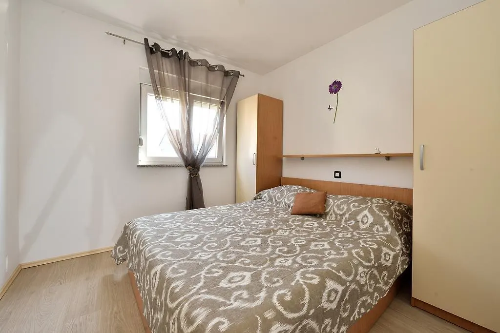Apartments Nika & Karla Bibinje